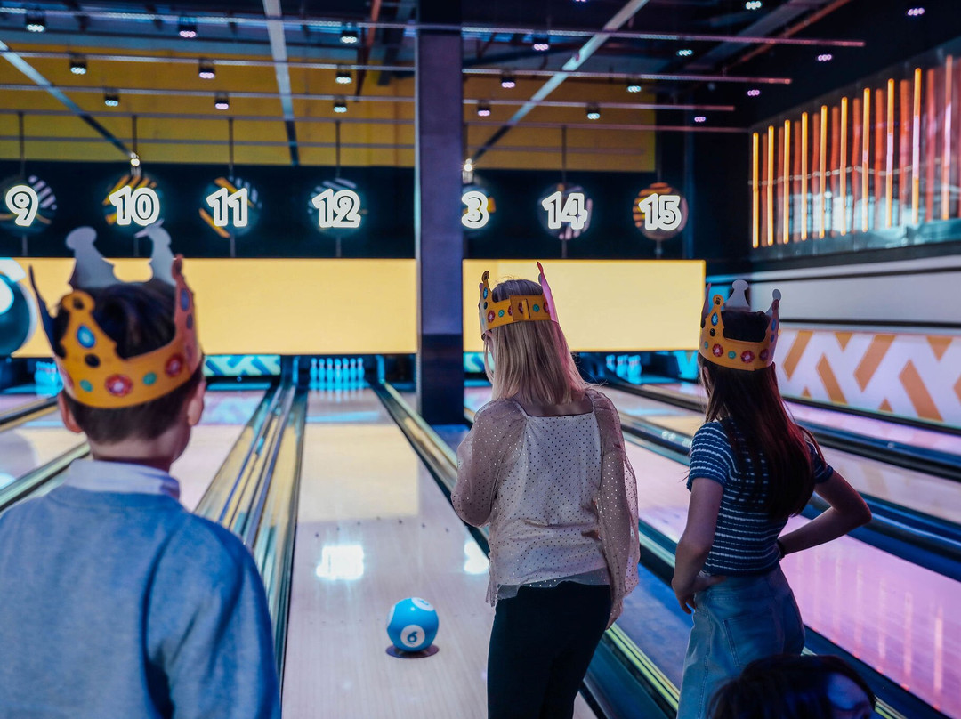 King Pins Trafford Palazzo