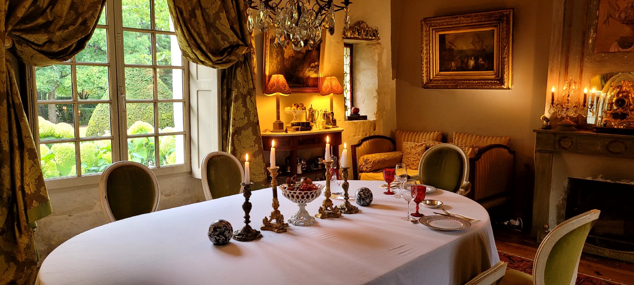 Manoir de Maucartier-官方