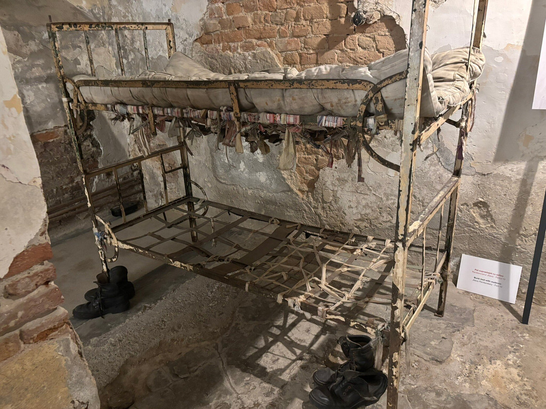 Pitesti Prison Memorial-皮特什蒂必去景点