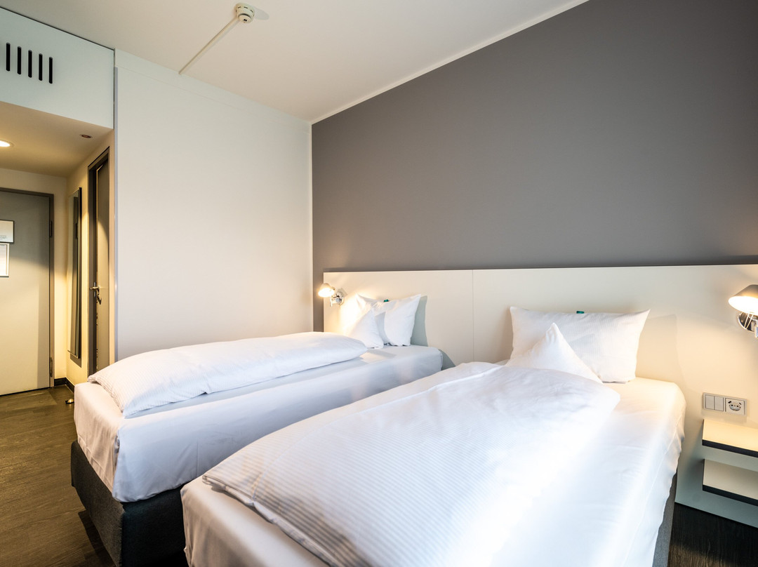 Hotel Dresdner Tor Süd主图