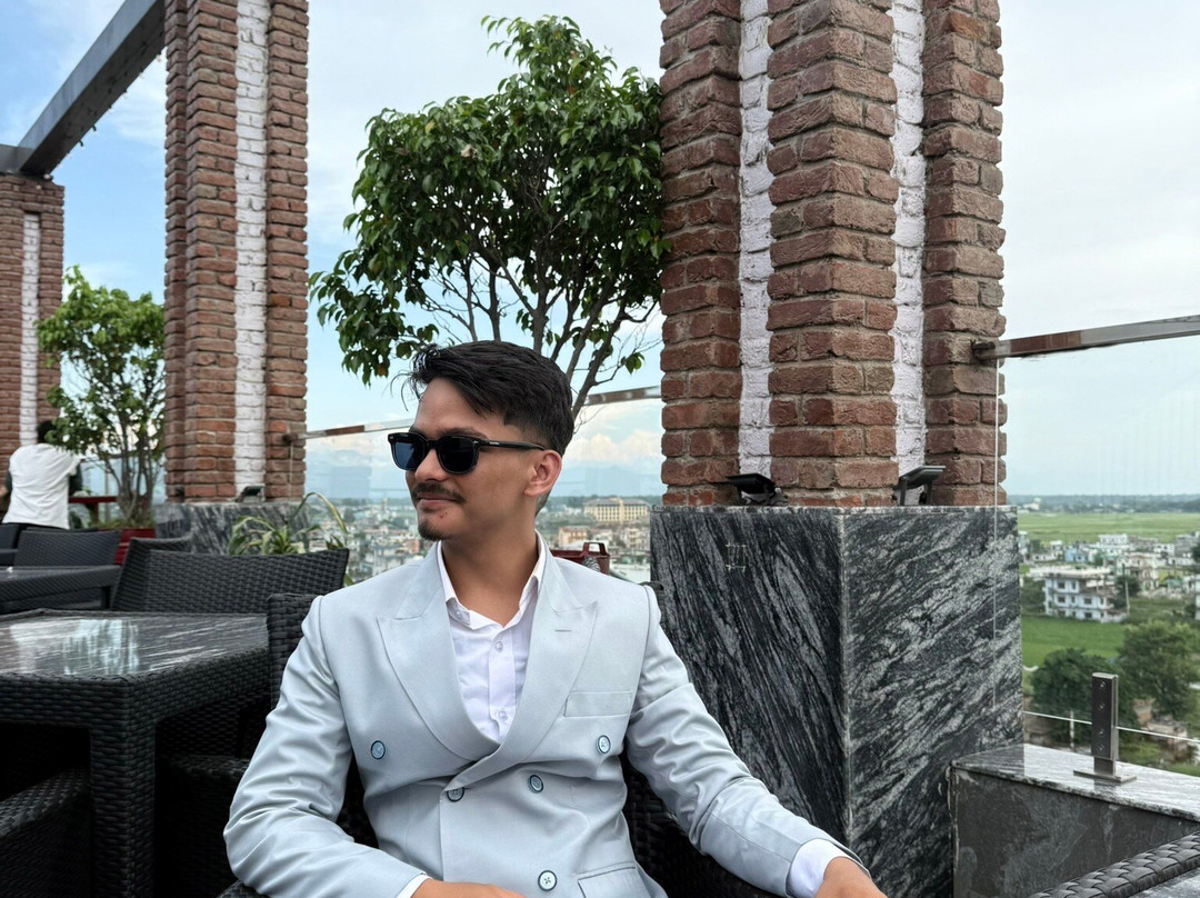 悉达多酒店主图