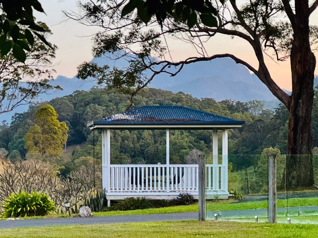 Hillcrest Mountain View Retreat主图