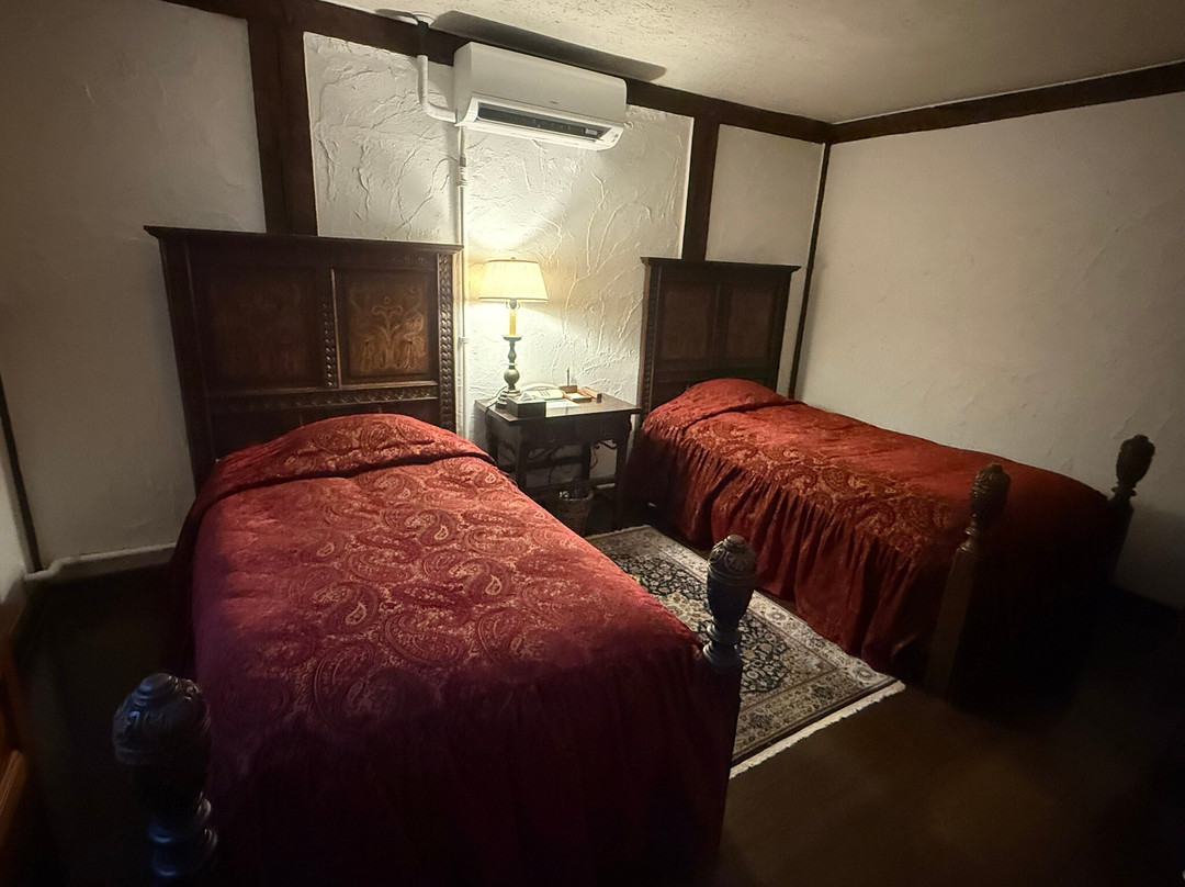 英国村旅馆主图