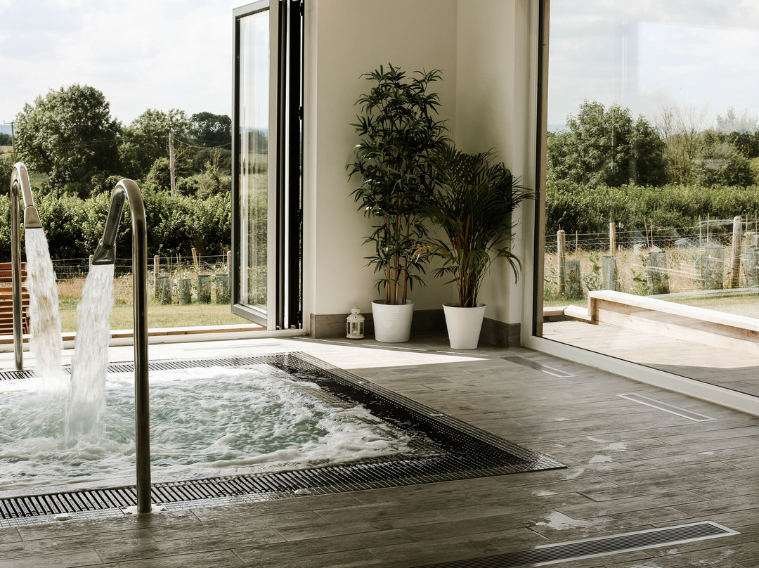 Elements Boutique Spa-Middlezoy必去景点