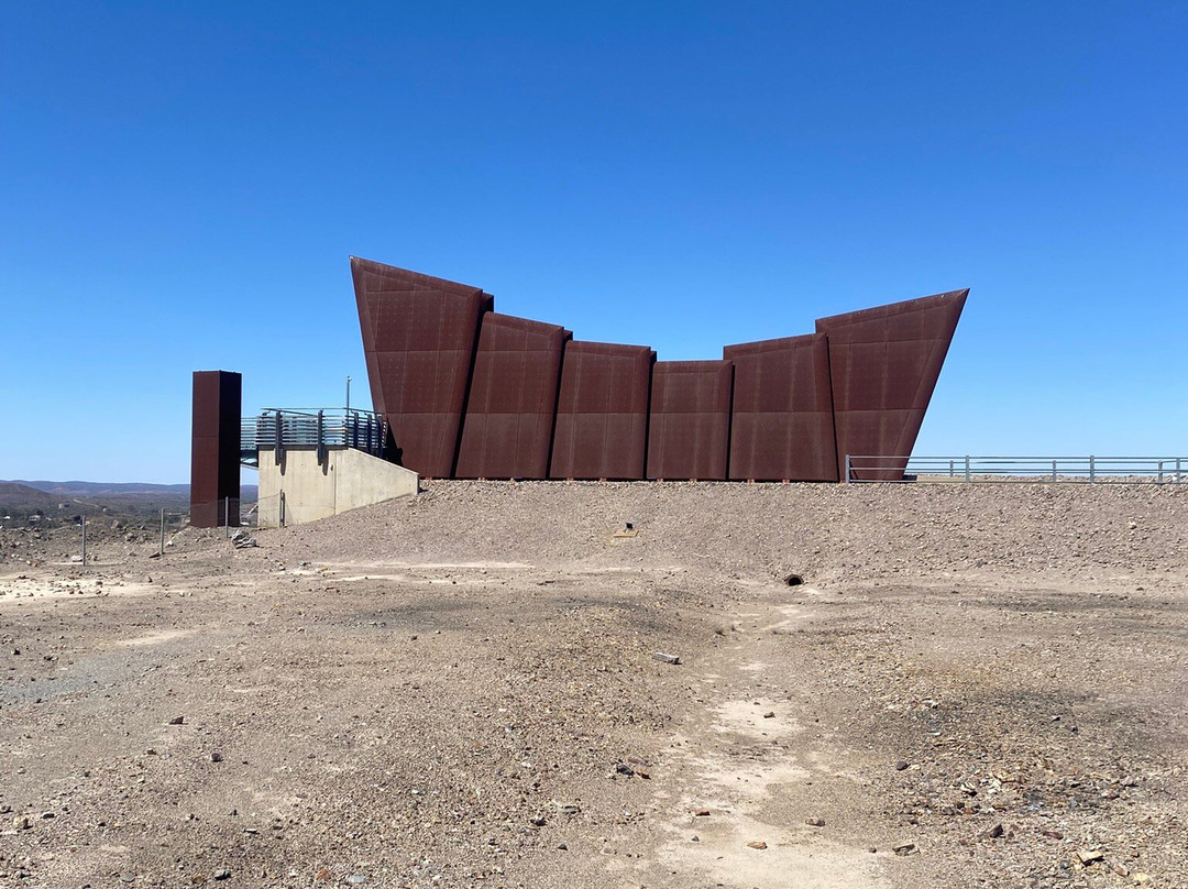 Line of Lode Miners Memorial-布罗肯希尔必去景点