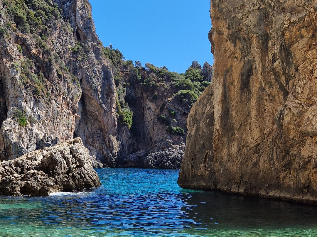 Yali Beach-Giannades必去景点