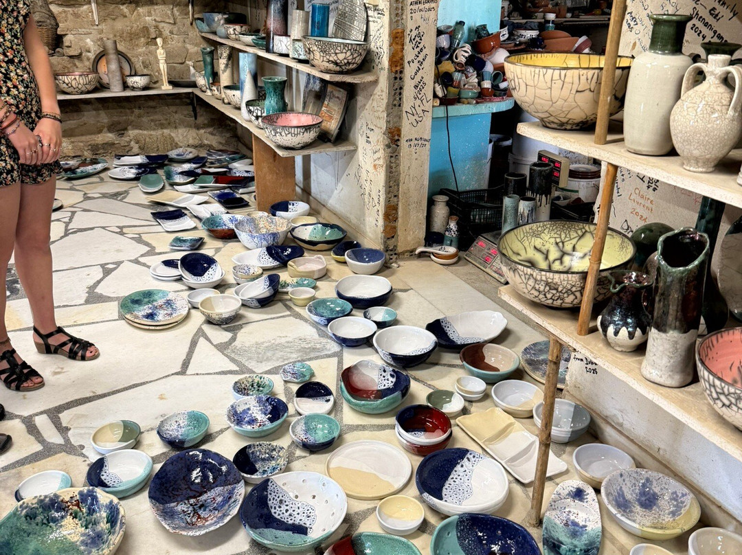 Limpertas Manolis Pottery-纳克索斯必去景点