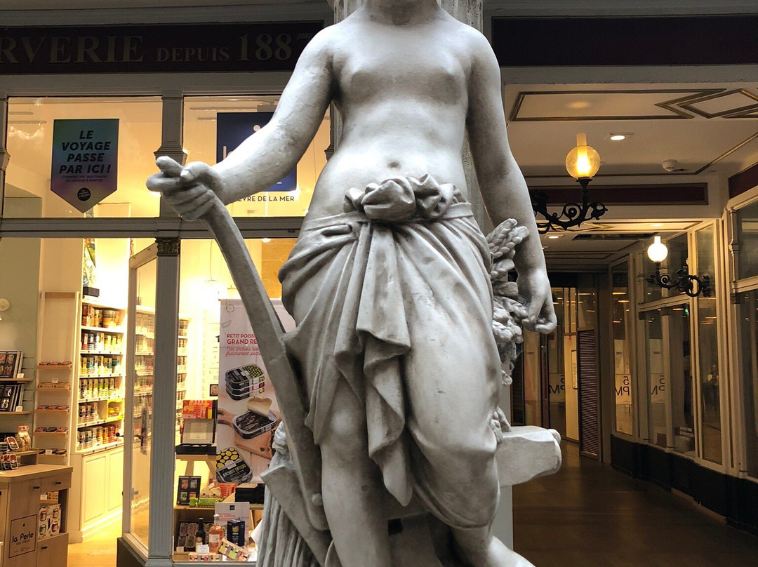 波默海耶廊街-南特必去景点