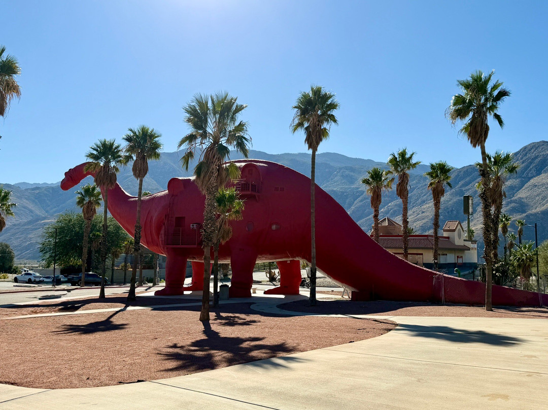 Cabazon Dinosaurs-卡巴宗必去景点
