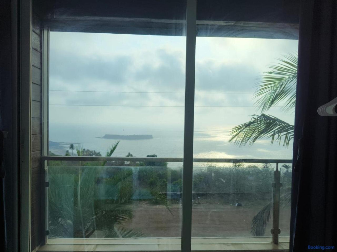 SaffronStays Villa 270°, Dapoli