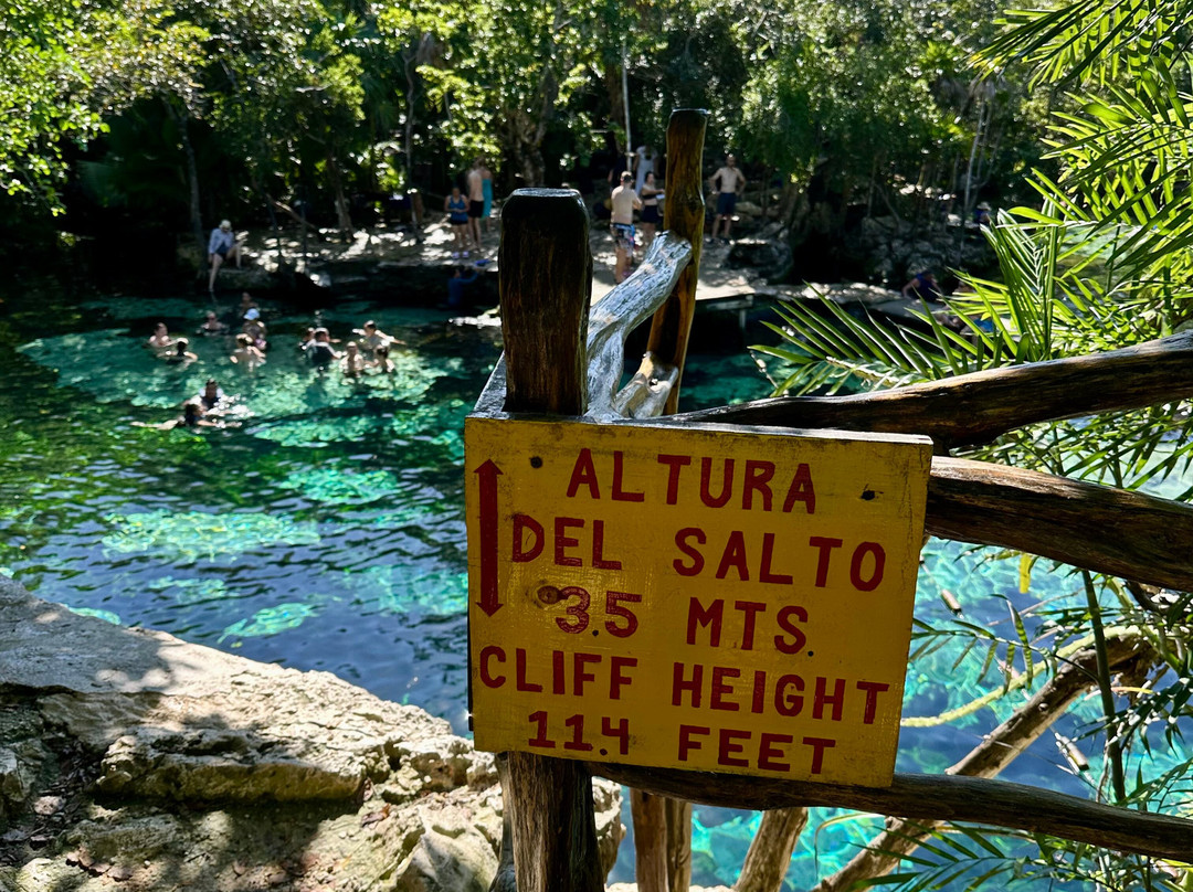 Cenote Azul-尤卡坦半岛必去景点