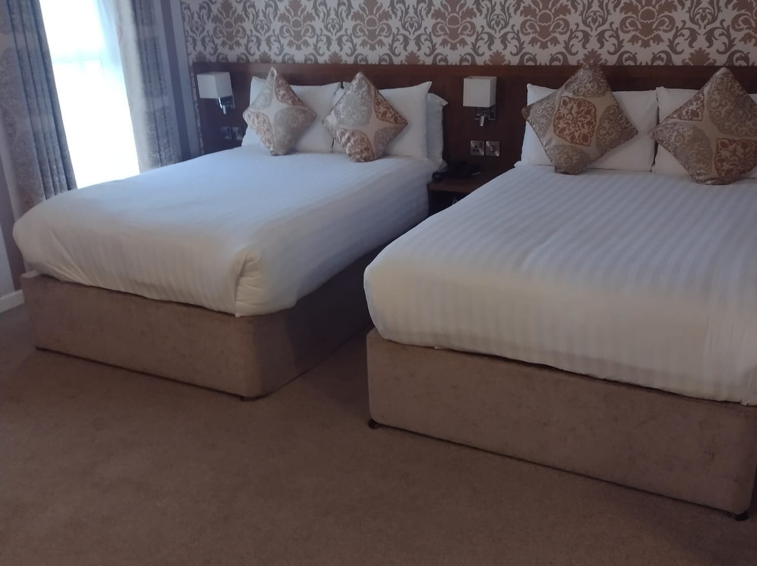 The Holyrood Hotel - Blue River Leisure Centre主图