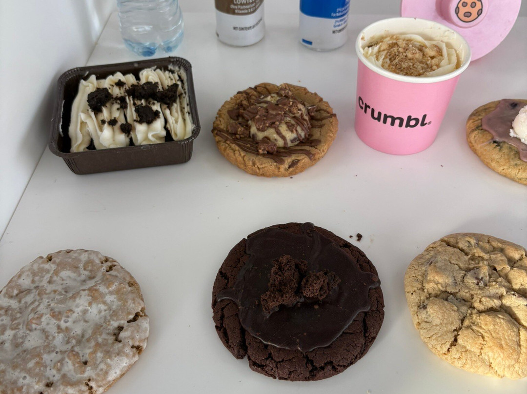 Crumbl Cookies Salem, Nh