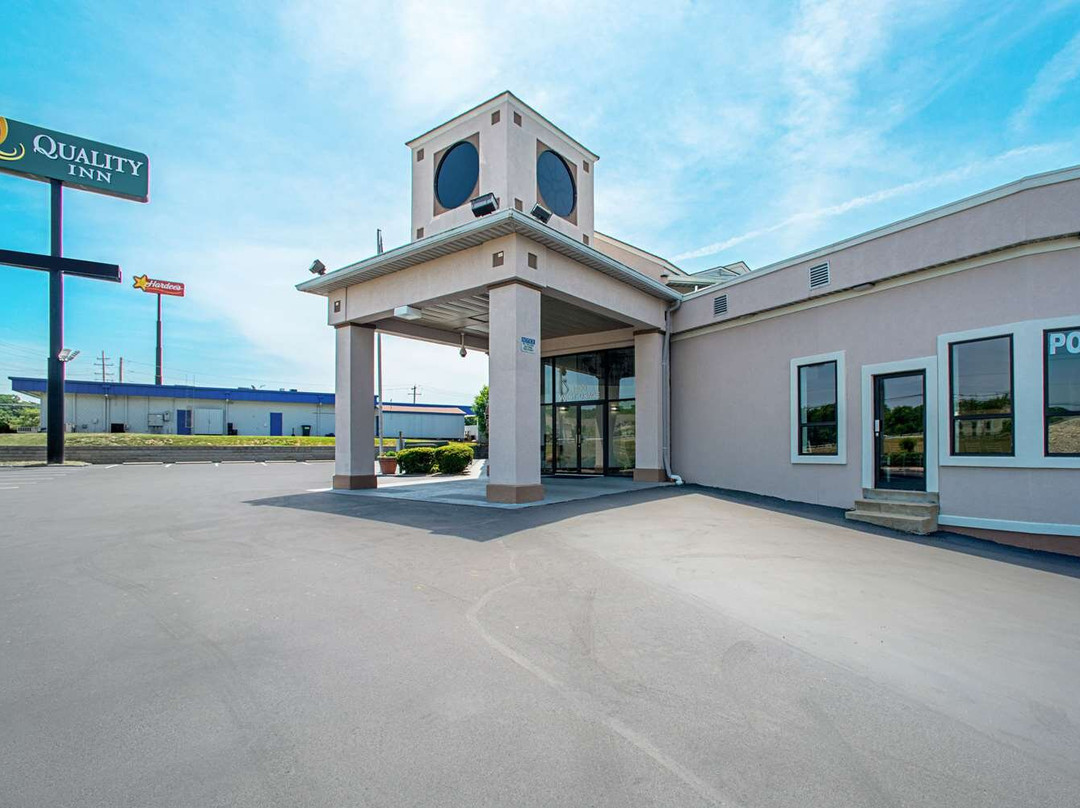 Cedar Hill酒店住宿-Quality Inn Near Six Flags St. Louis