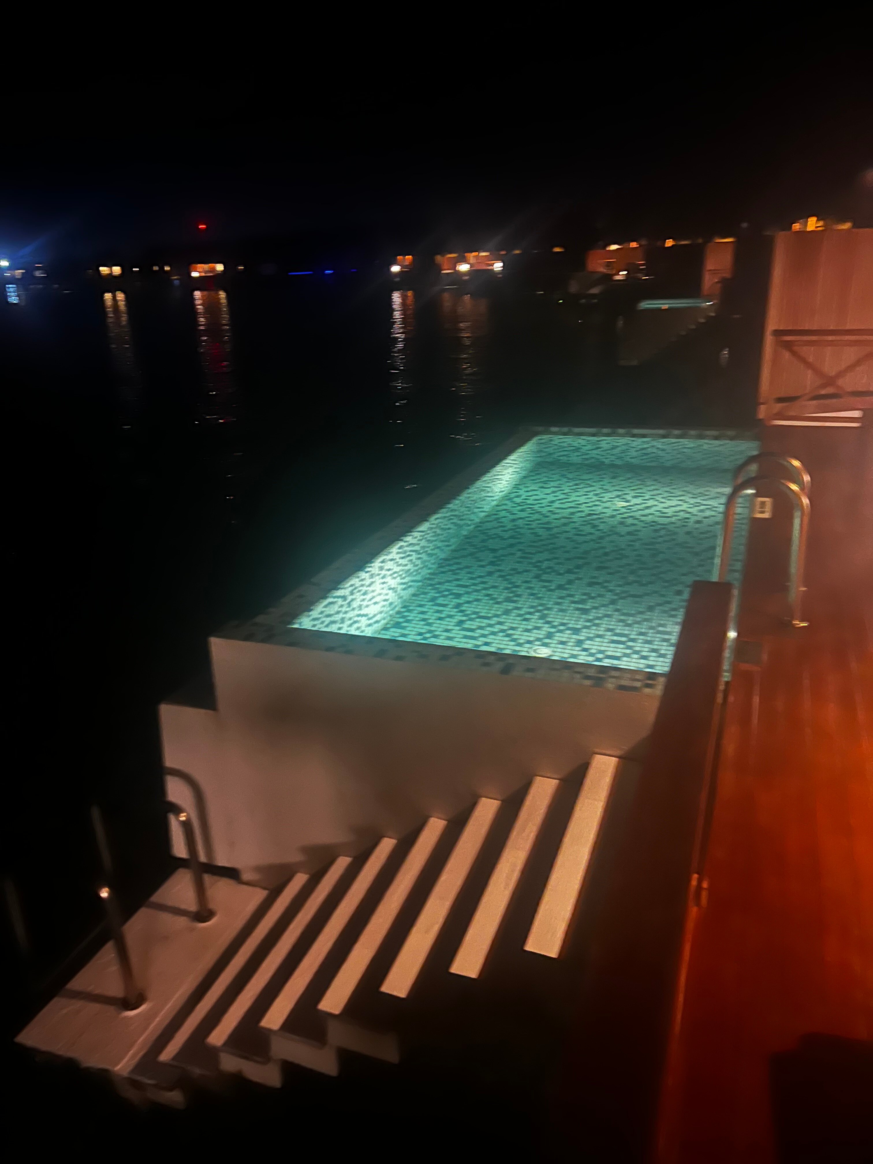 Mercure Maldives Kooddoo Resort-泳池