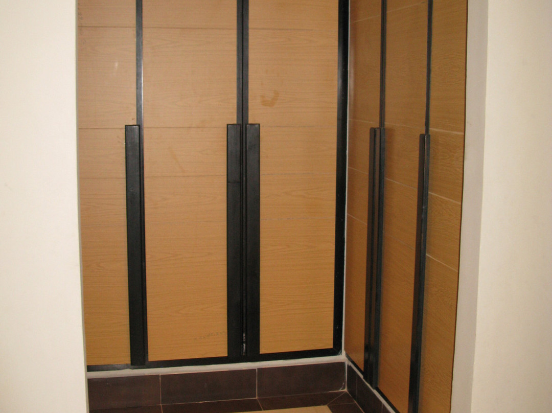 Oasis Palm Hotel主图