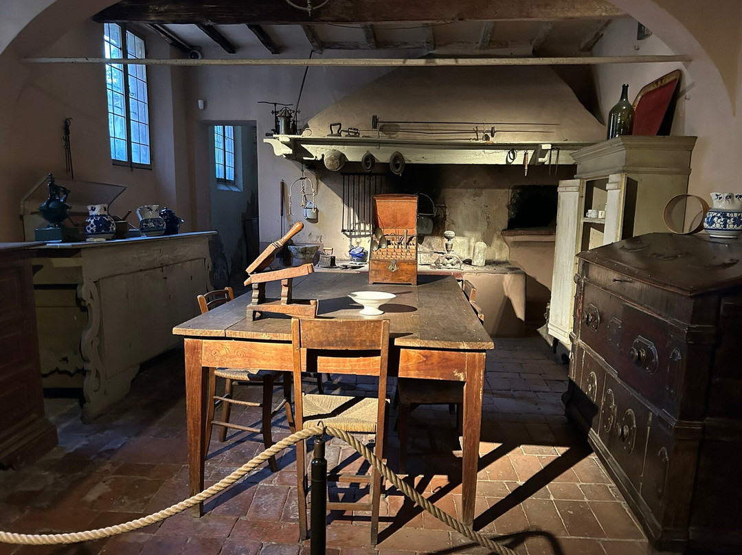 Palazzo Tozzoni-伊莫拉必去景点