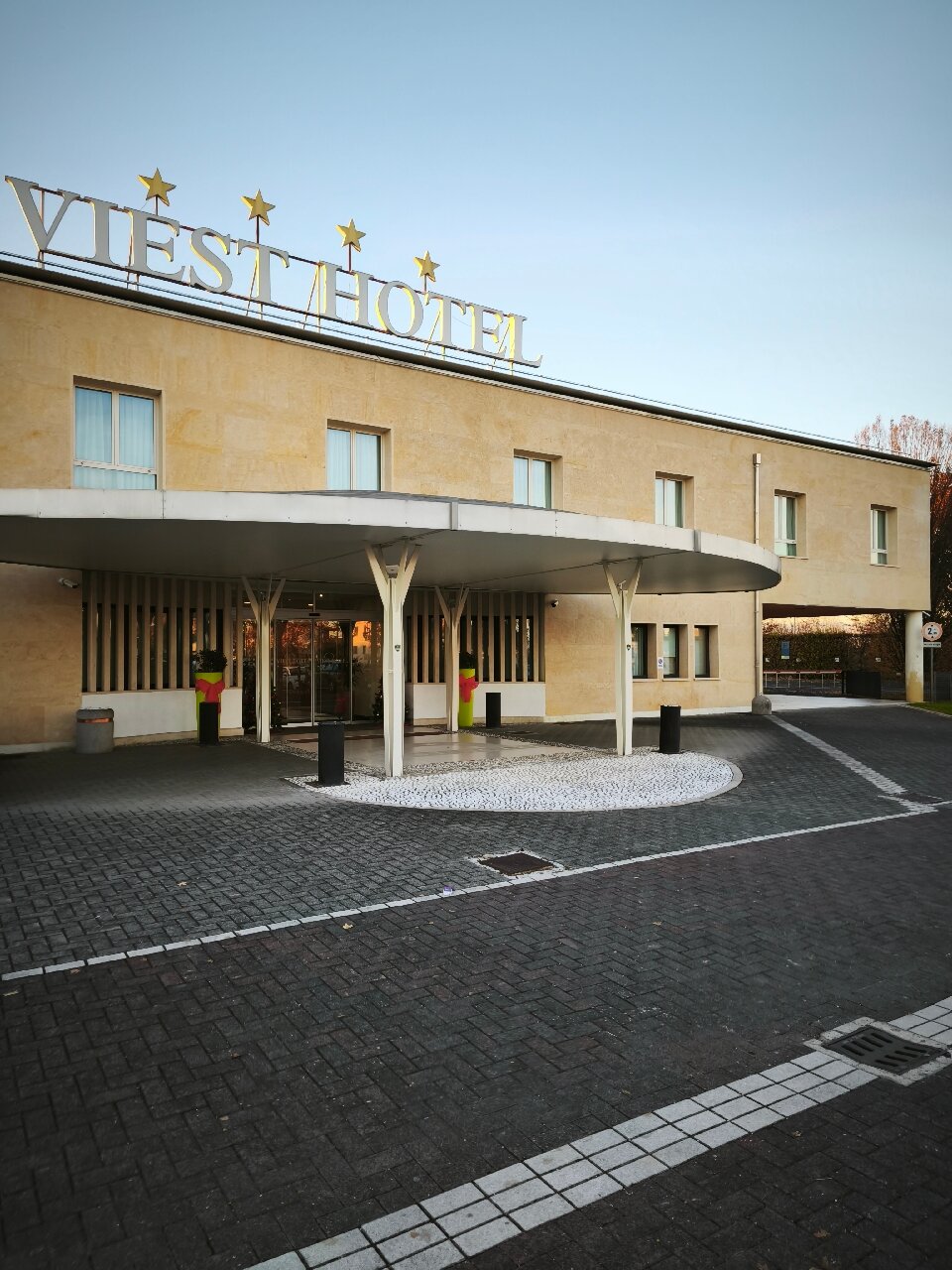 维耶斯特酒店-官方