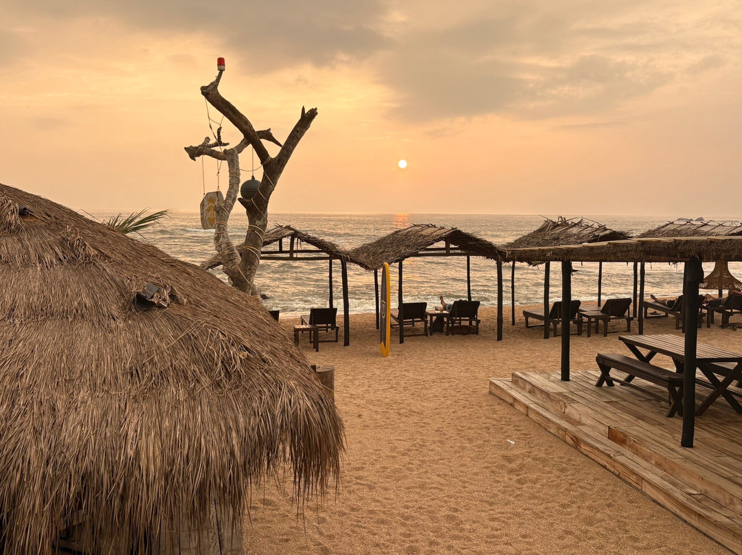 Shelter Beach Restaurant