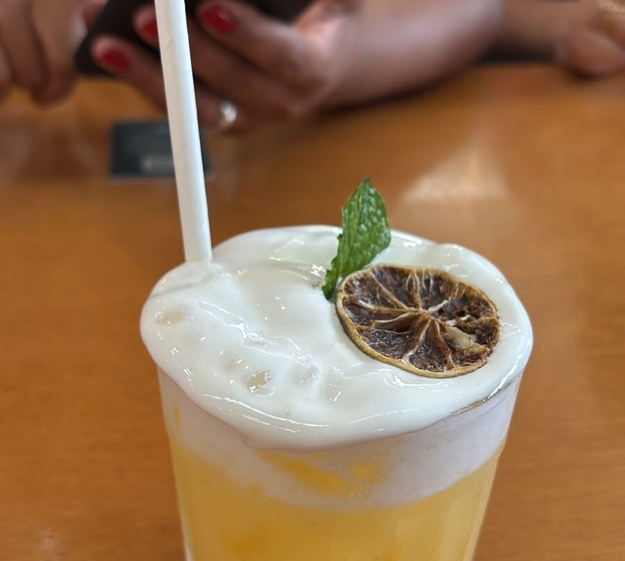 Mané Mercado Virgula-巴西利亚必去景点