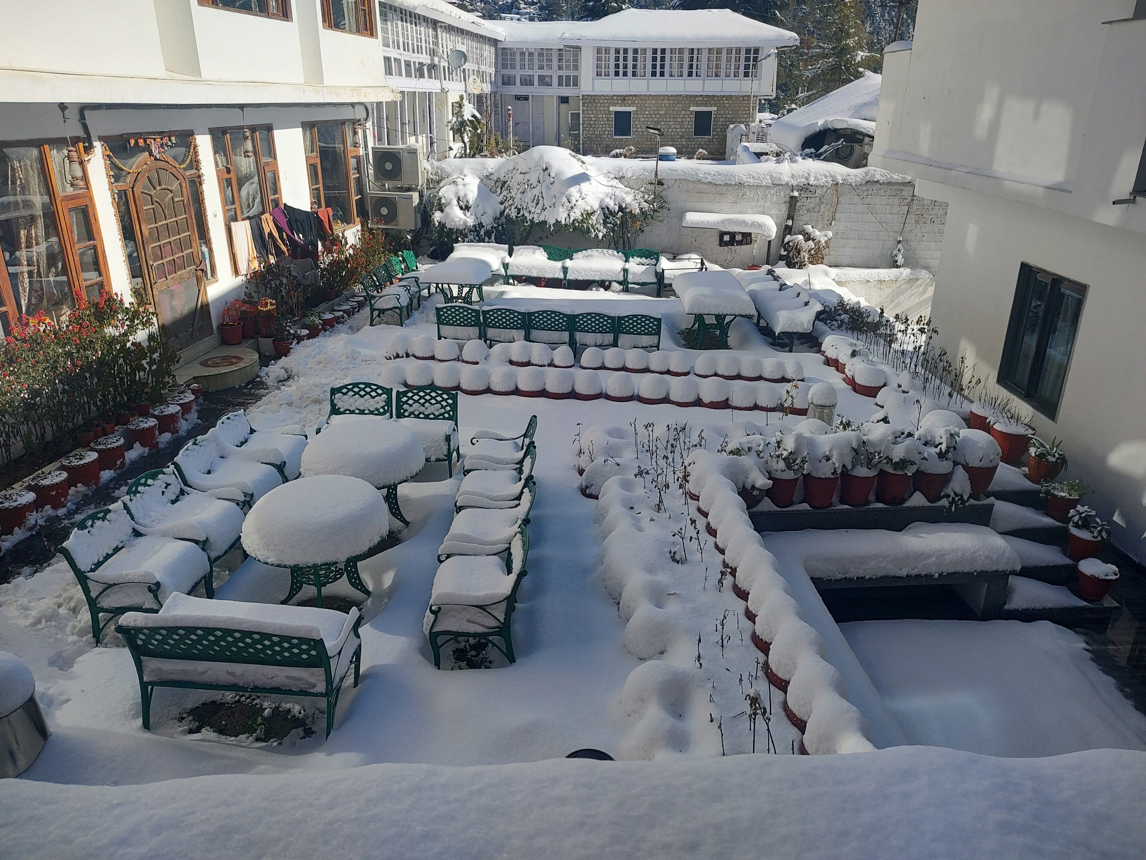 Sagrika Resort Dalhousie-浴室