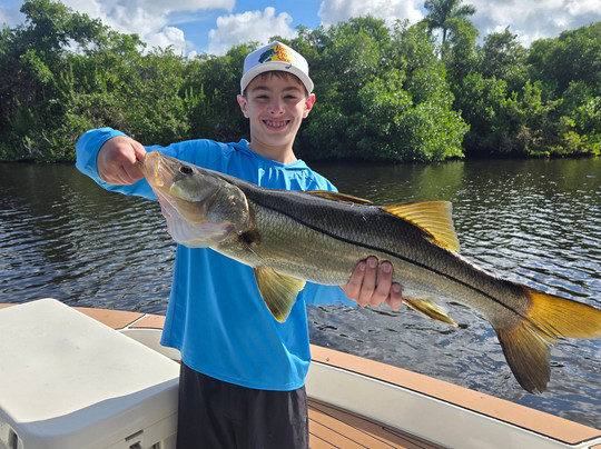 Pure Passion Fishing Charters-迈尔斯堡海滩必去景点