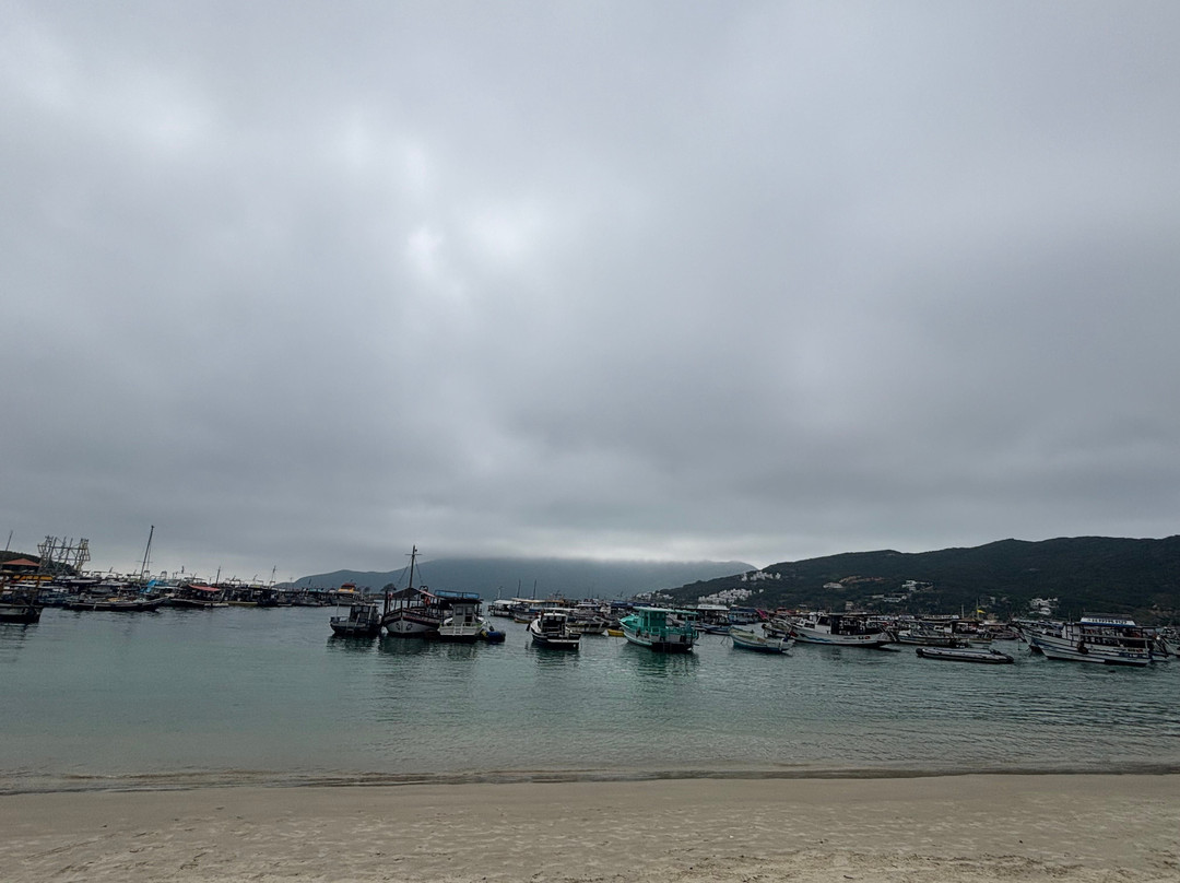 Praia dos Anjos-阿拉伊阿尔港必去景点