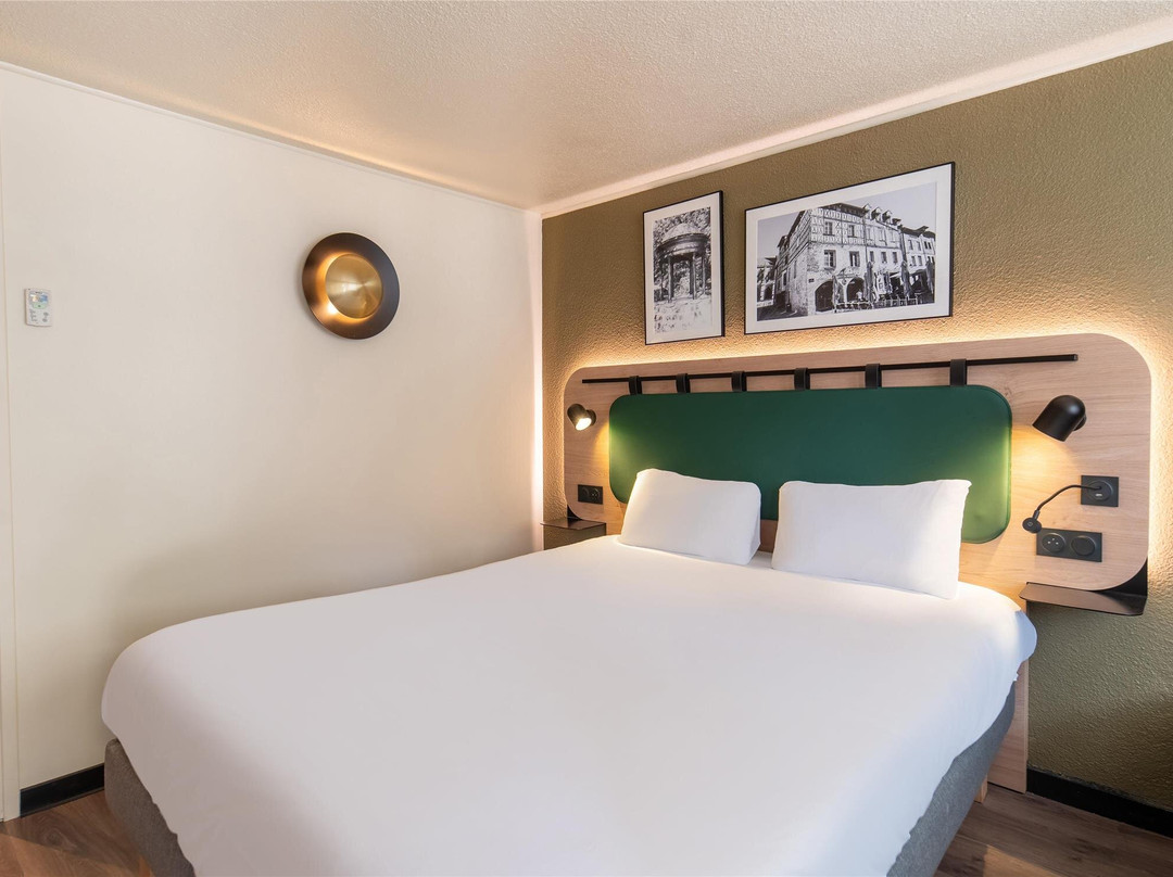 北里摩日钟楼酒店主图