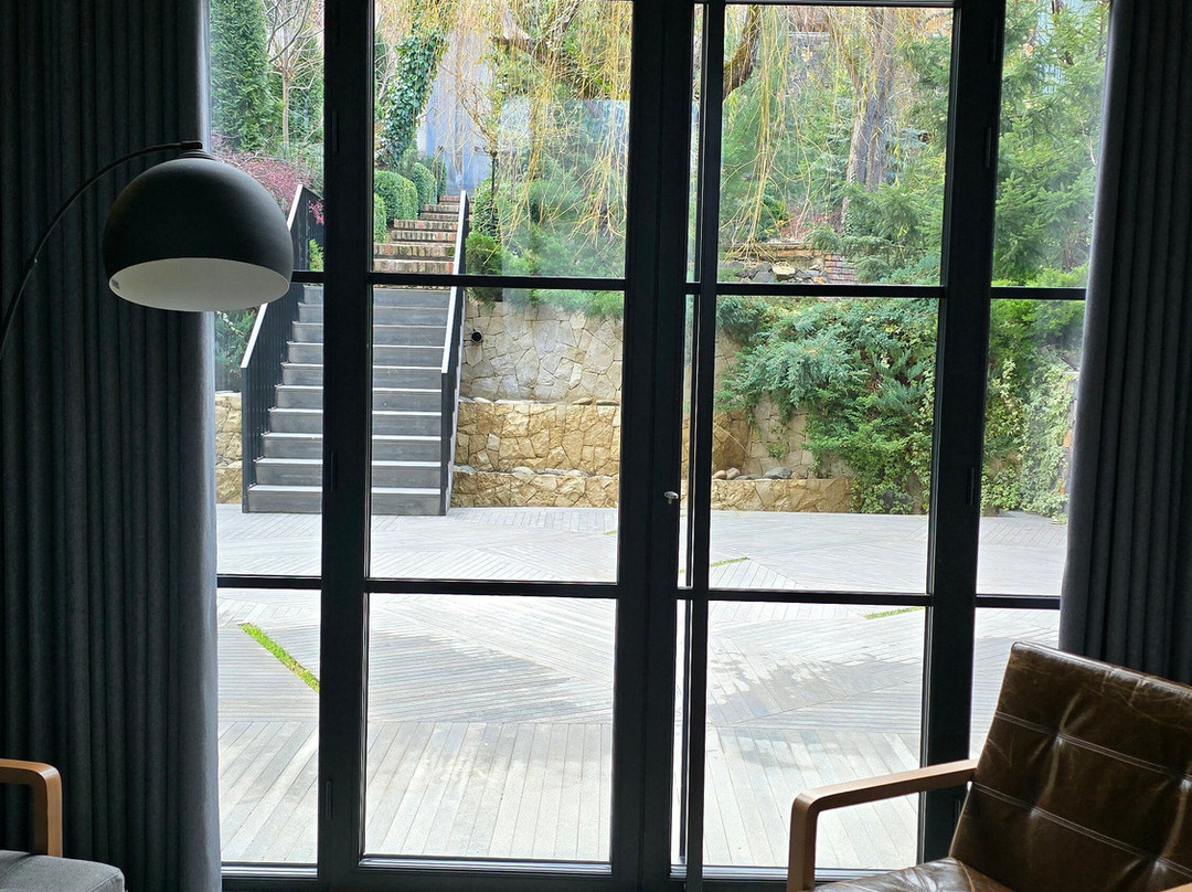 Dilijani Tun Hotel主图