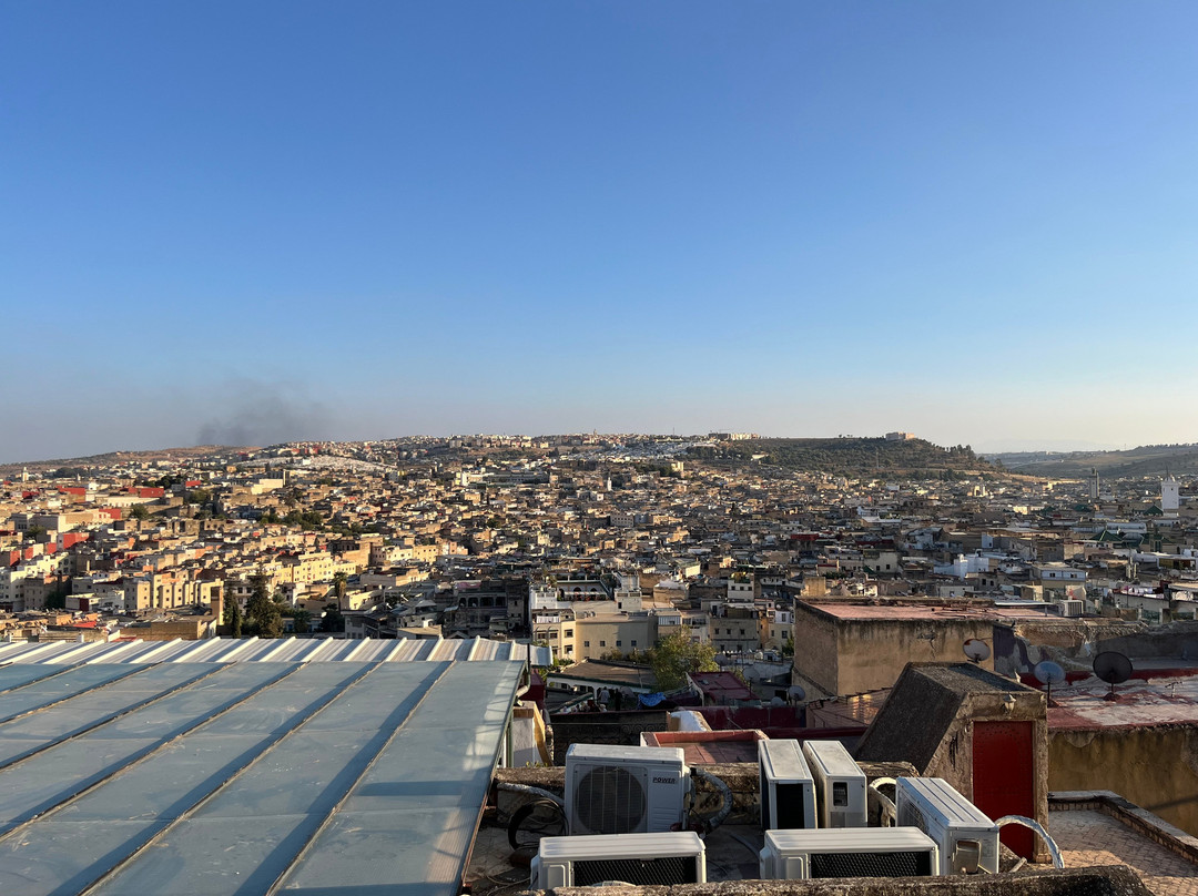 达尔安妮巴旅馆主图