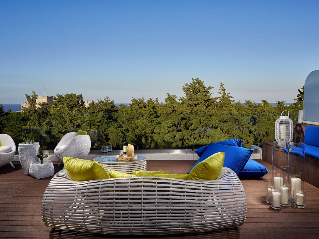 洛德斯公园套房与温泉酒店