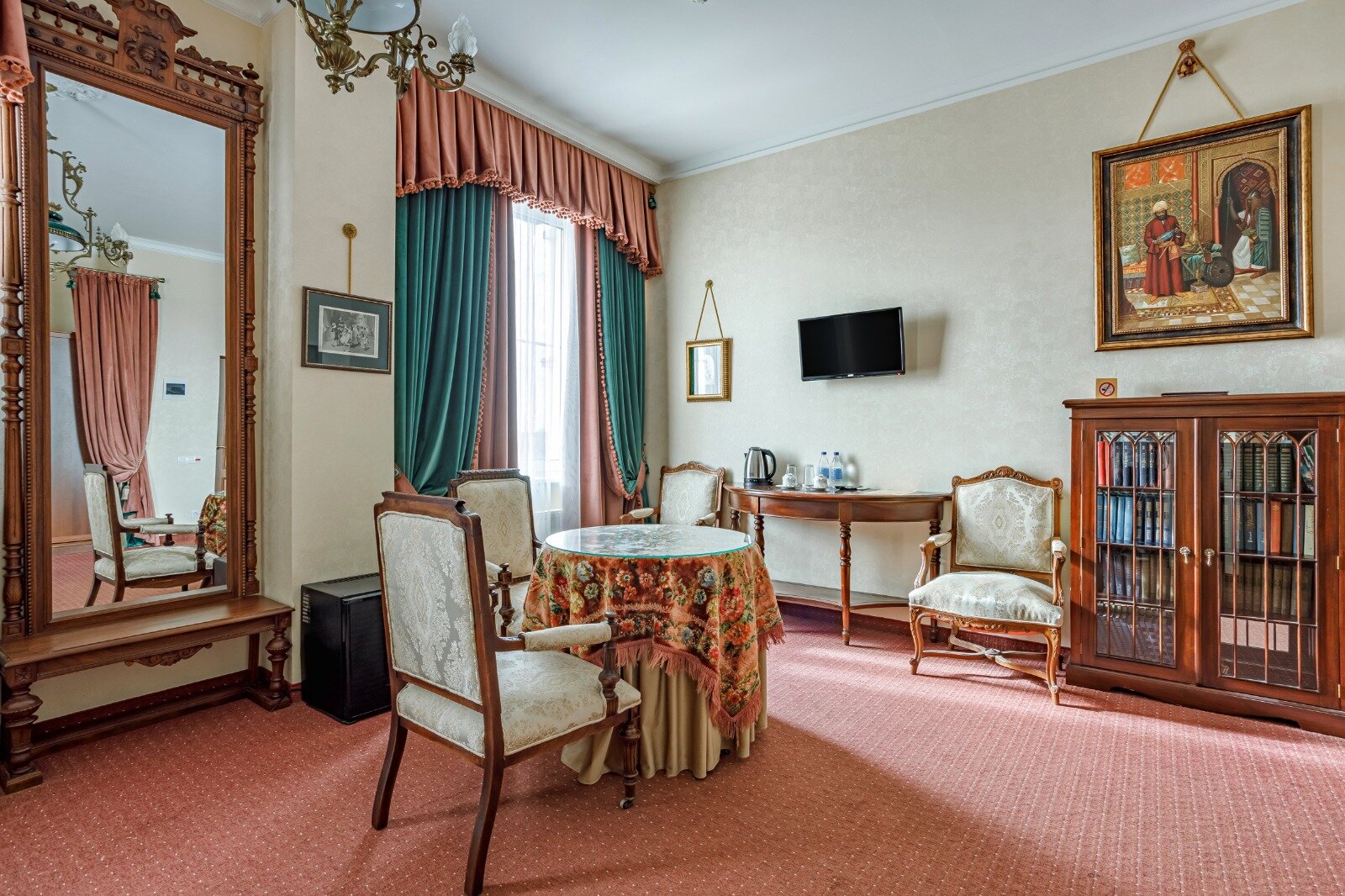 Bristol Hotel-客卧