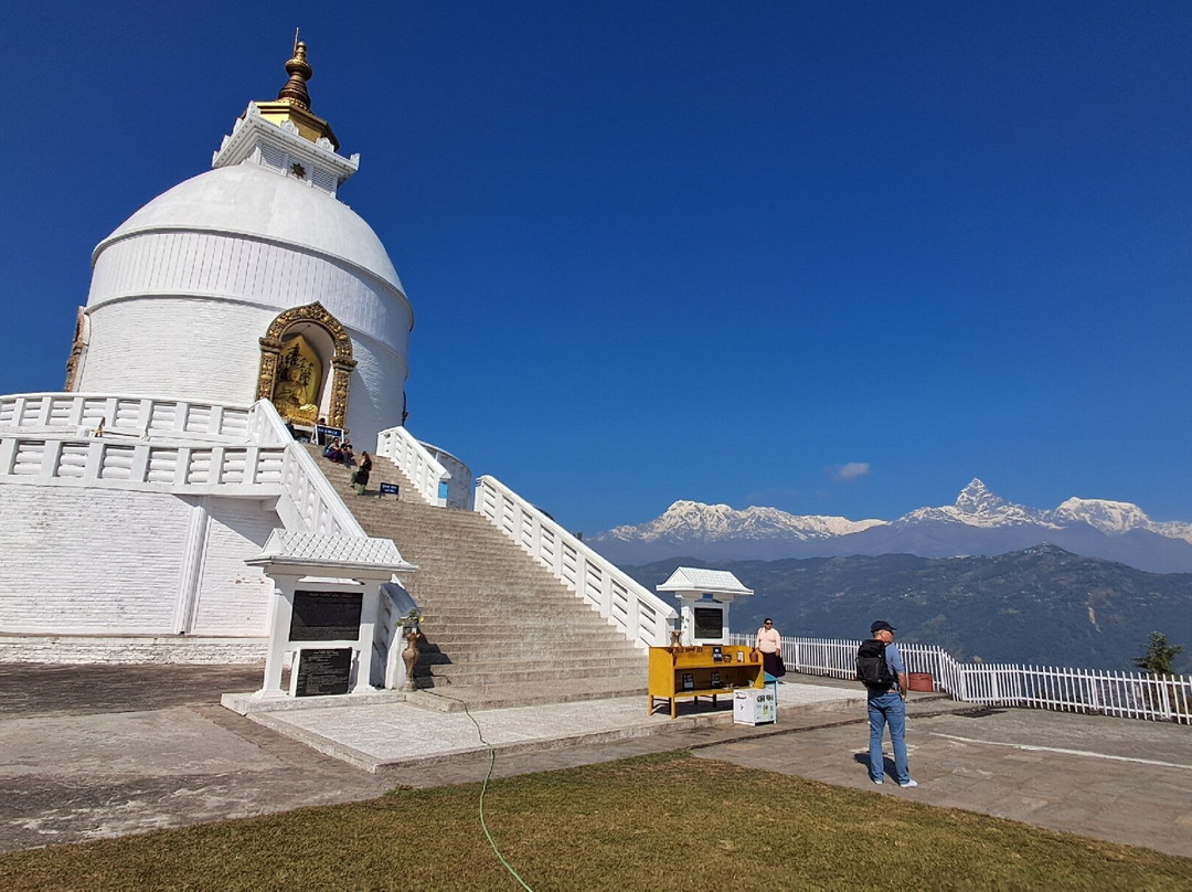 和平塔-博卡拉必去景点