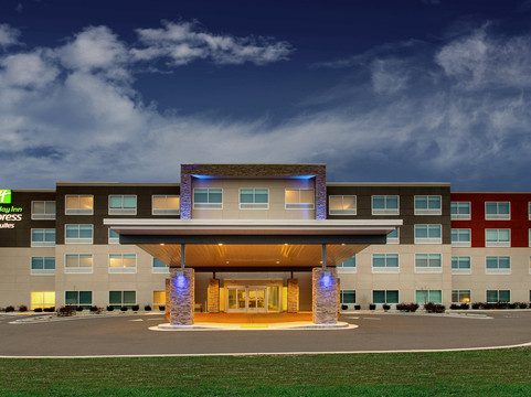 Slade酒店住宿-Holiday Inn Express & Suites Mt Sterling North