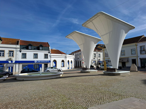 Praça da República-Caldas da Rainha必去景点