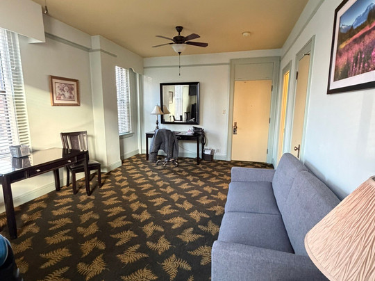 Finlen Hotel and Inn主图