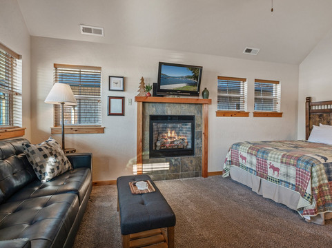 Dover Bay Resort Sandpoint主图