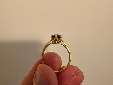 里尼亚珠宝-加勒必去景点