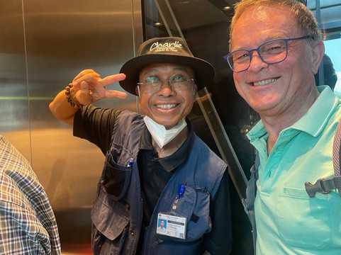 Charlie Connection Travel & Tour-暖武里必去景点