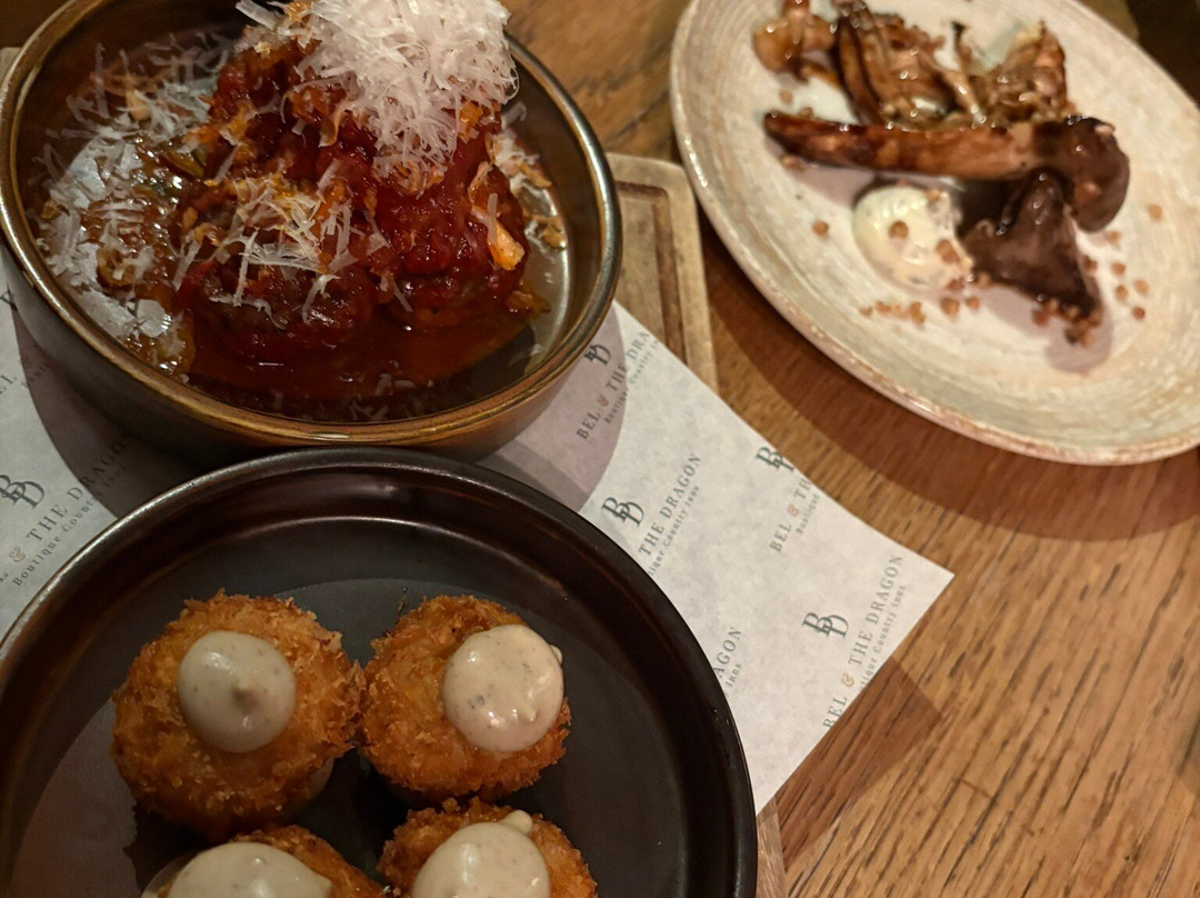 贝尔与金斯克莱尔龙酒店主图