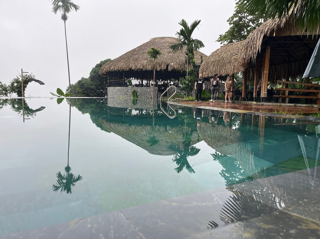 普隆博班迪休闲度假村主图