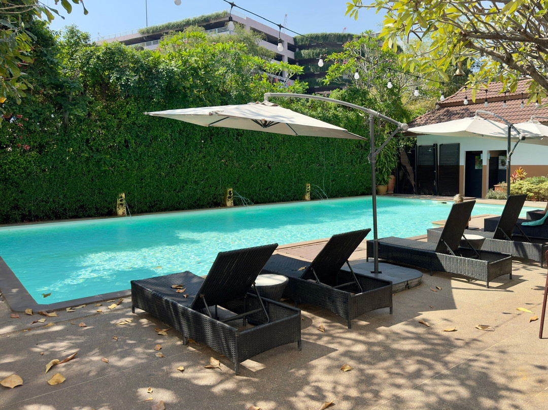 帕纳莱酒店主图