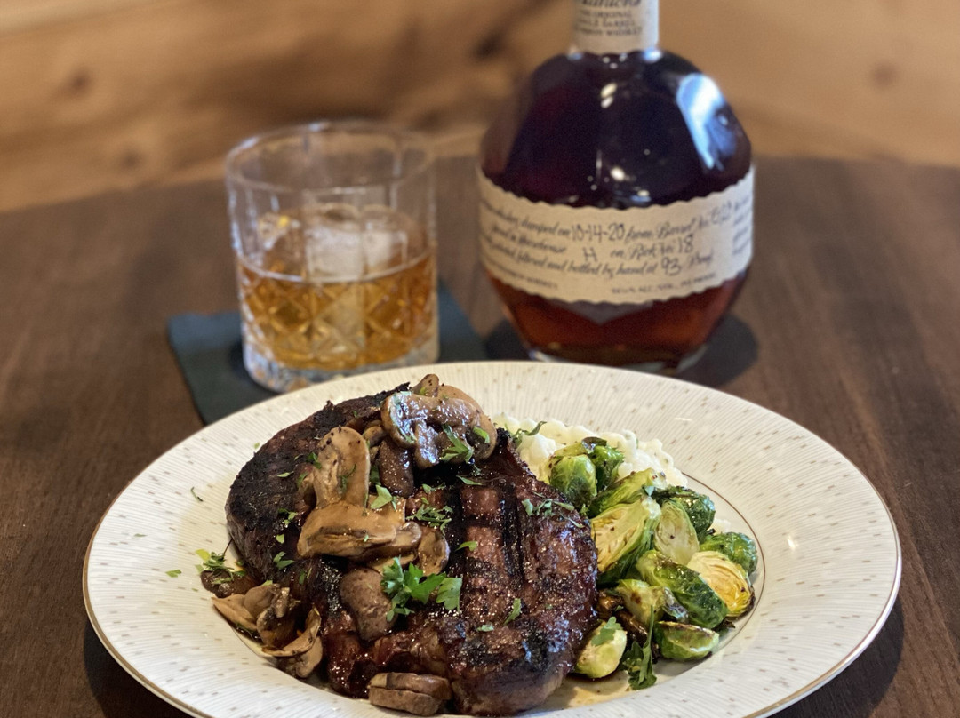 Backwoods Bar & Kitchen