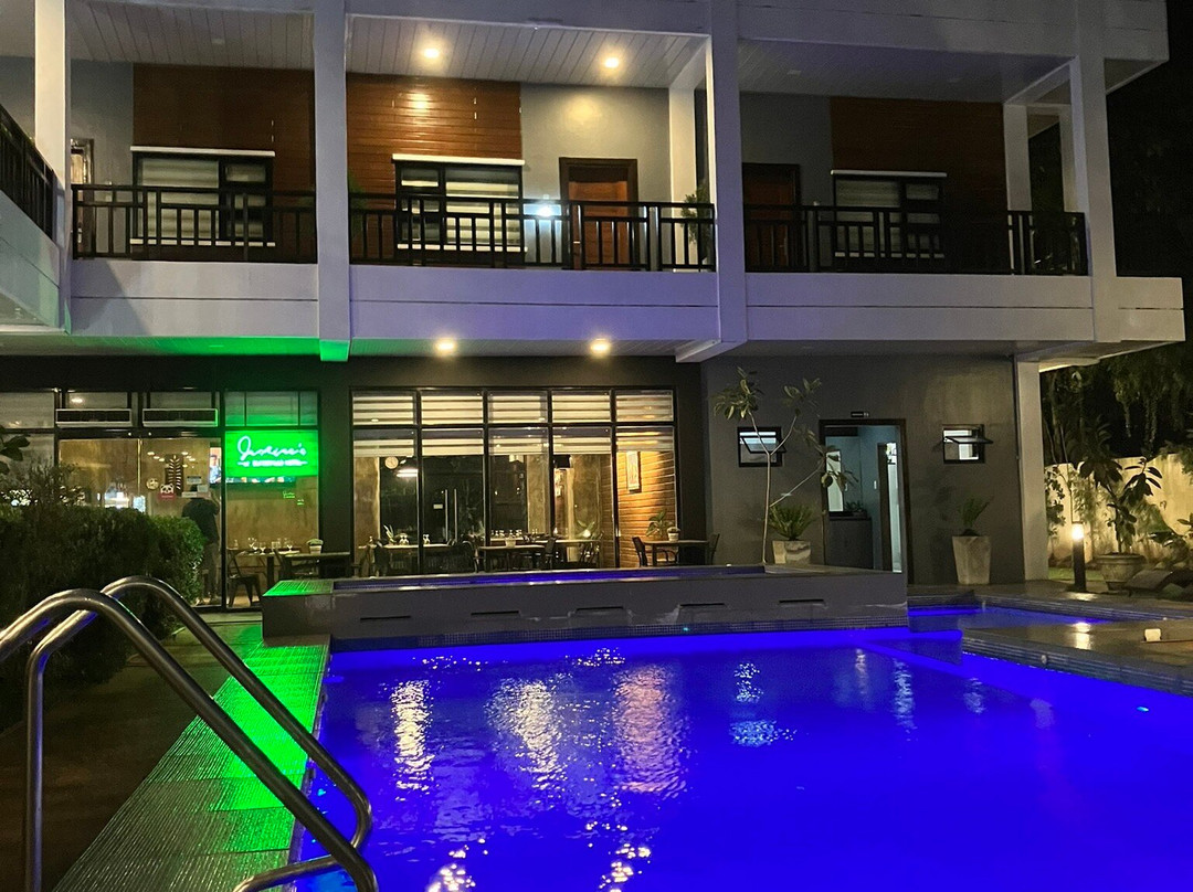 Zen Rooms Elkanville Hotel主图
