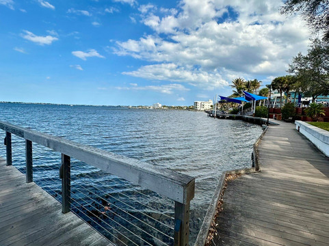Riverwalk-斯图尔特必去景点