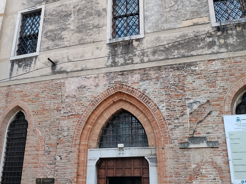 Chiesa di Santa Lucia-特雷维索必去景点