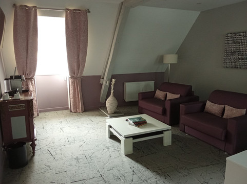 梅森杜契酒店主图