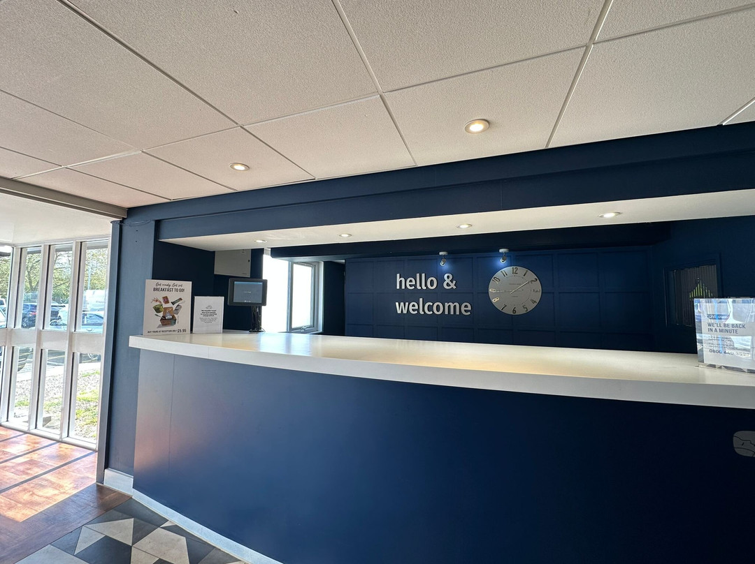 希斯路赫斯顿M4西行旅客之家酒店主图