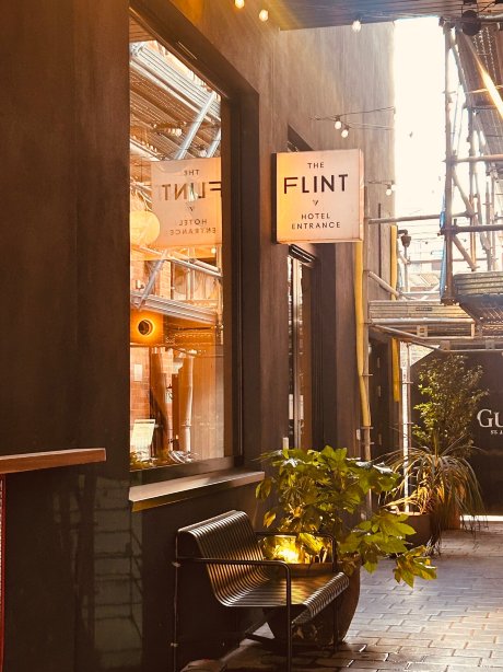 燧石谷仓酒店-旅行者
