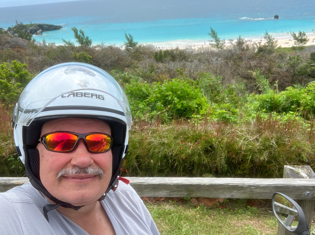 Elbow Beach Cycles-佩吉特教区必去景点